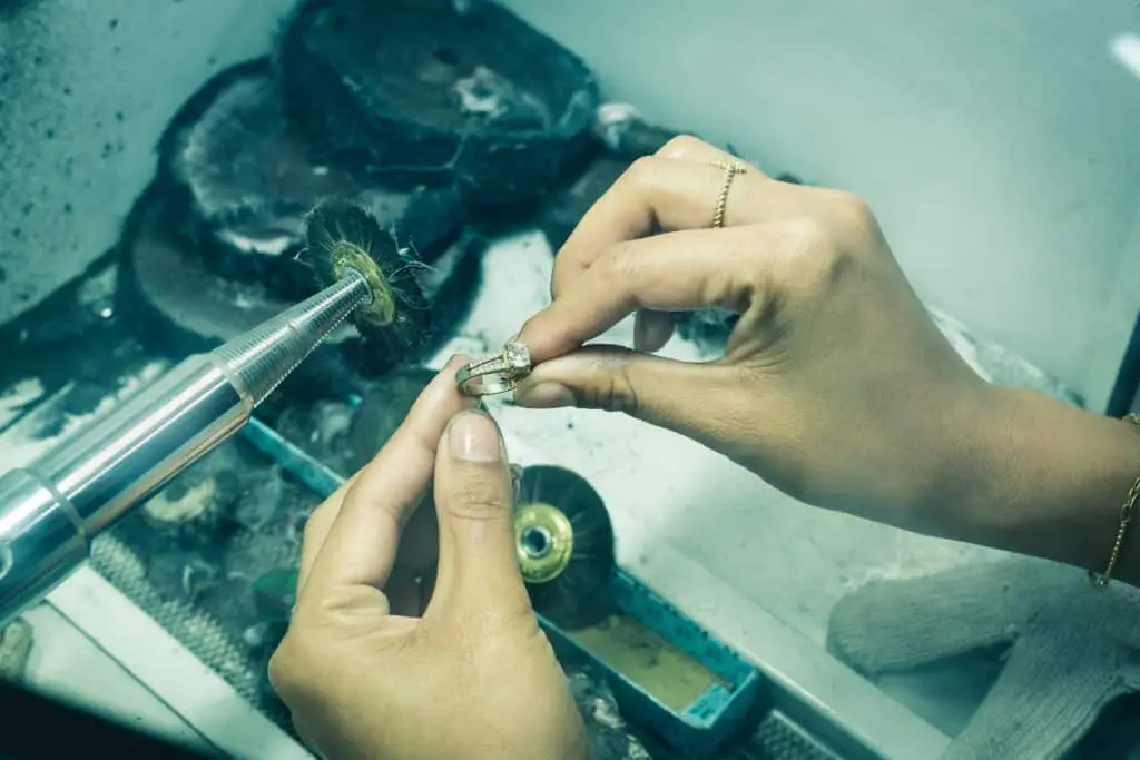 Polishing Jewellery