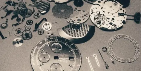 Breitling Watch service and dismantling of movement
